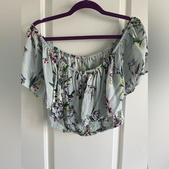 BAND OF GYPSIES Arica Off The Shoulder Crop Top Size Large - Never Worn - Picture 8 of 10